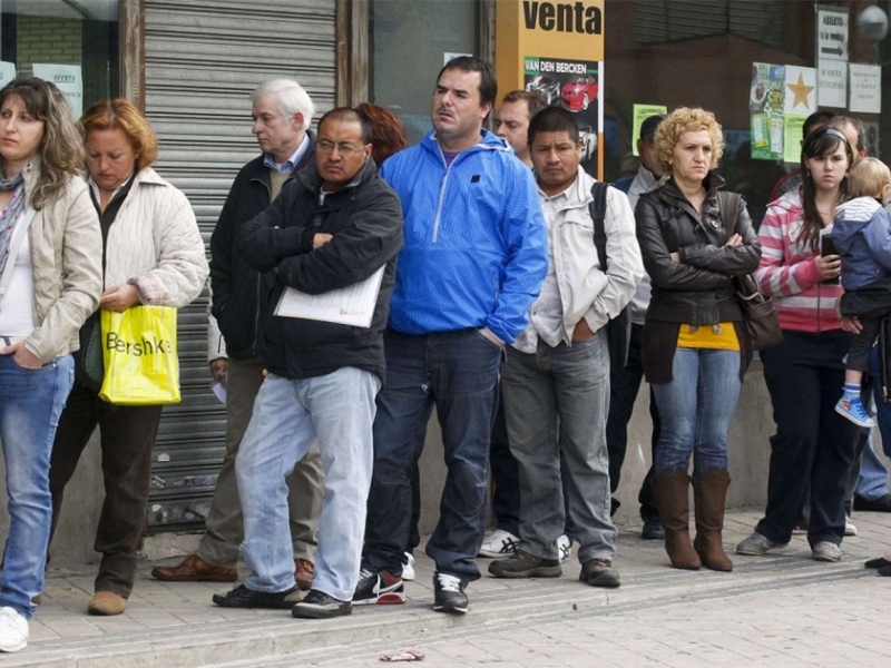 Casi 5 millones de argentinos trabajan en negro