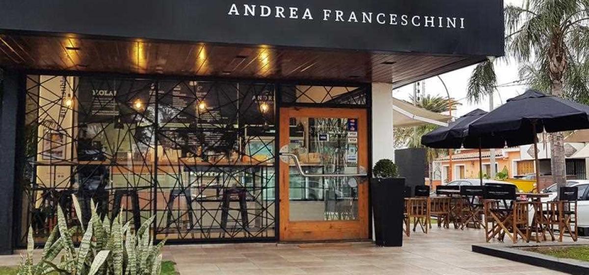 Andrea Franceschini recupera el control de su marca comercial