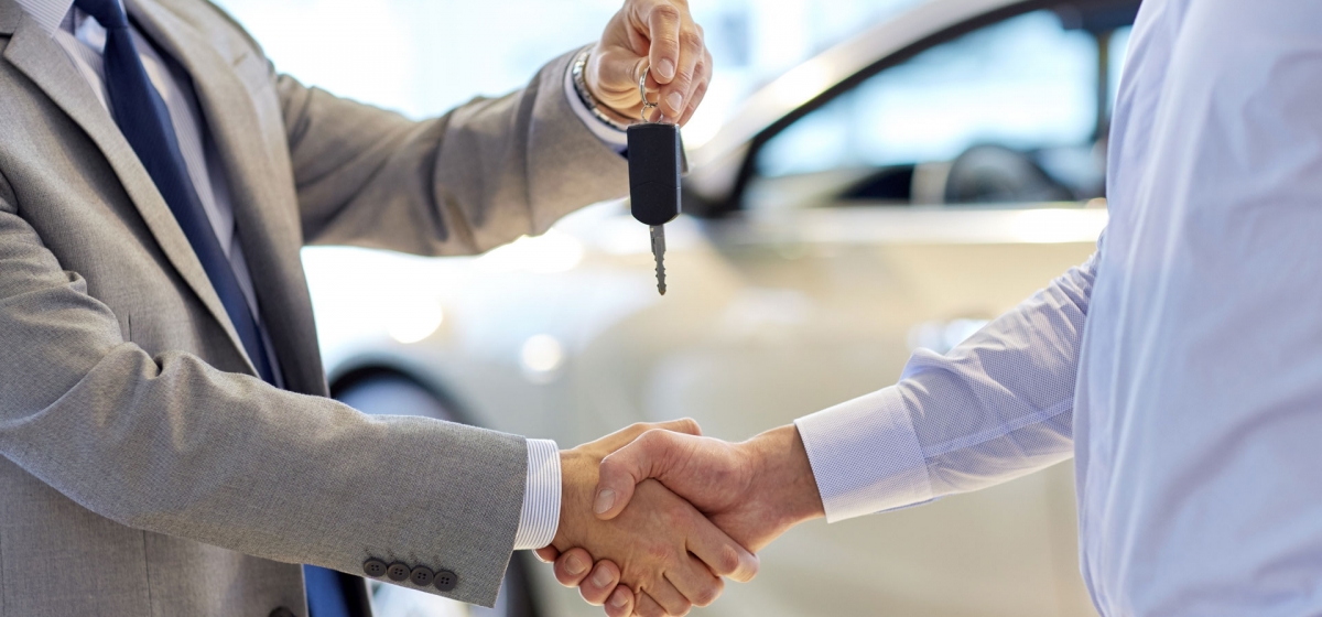 Cómo cobrar indemnización si demoran la entrega de auto